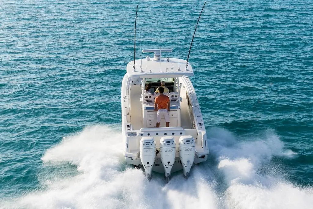 2022 Boston Whaler 350 Outrage Image Thumbnail #4