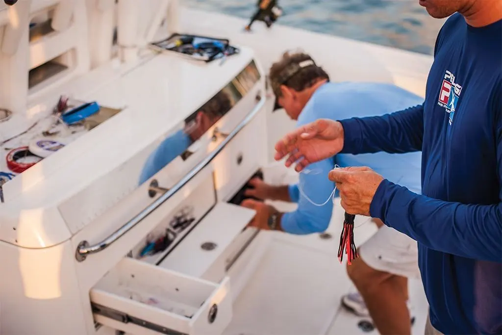 2022 Boston Whaler 350 Outrage Image Thumbnail #10