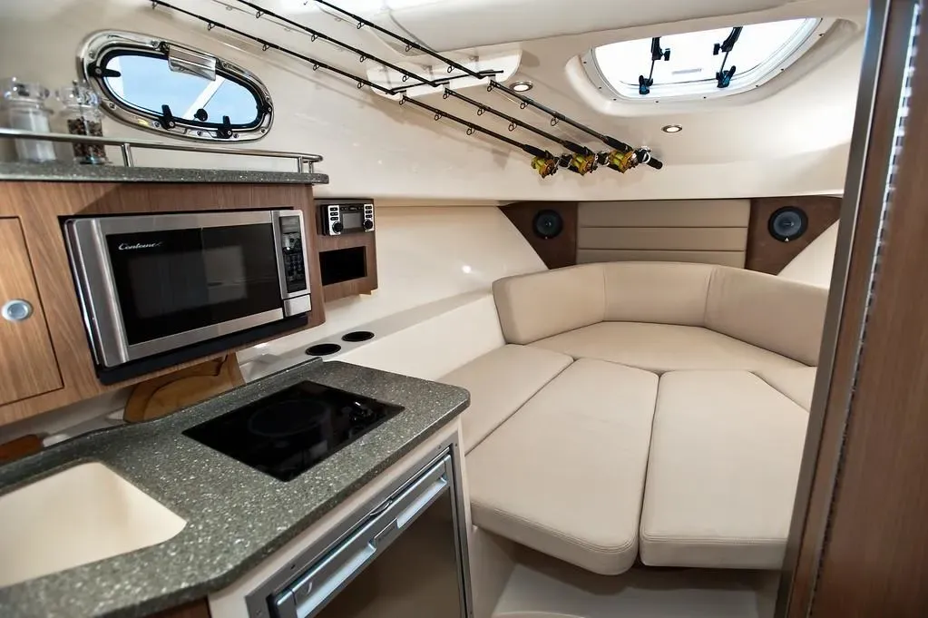 2025 Boston Whaler 285 Conquest Image Thumbnail #16