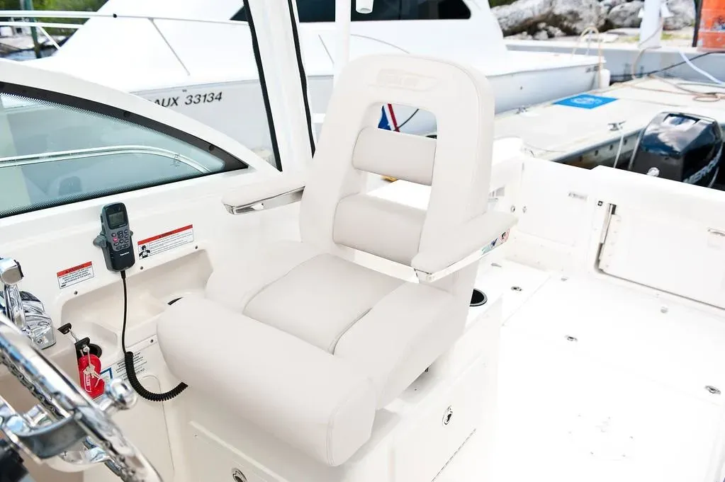 2026 Boston Whaler 285 Conquest Image Thumbnail #13