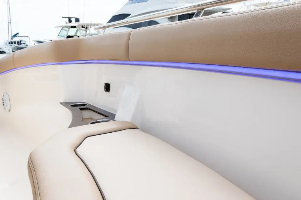 2025 Scout 240 XSF Image Thumbnail #32