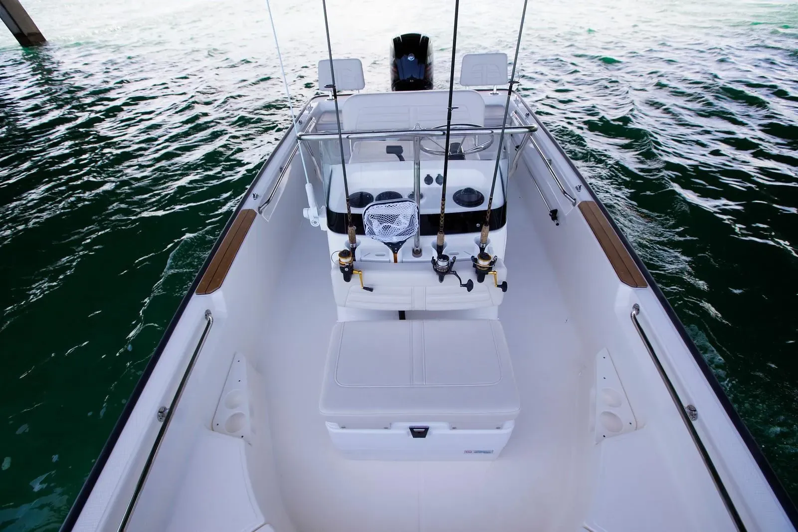 2025 Boston Whaler 170 Montauk Image Thumbnail #6