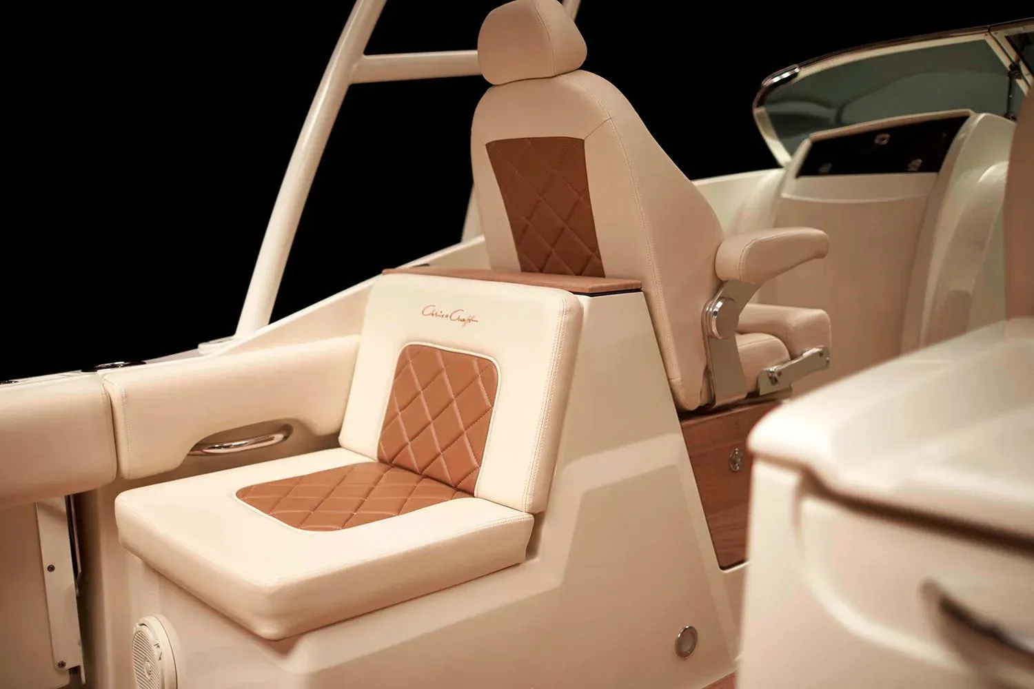 2025 Chris-Craft Calypso 32 Image Thumbnail #9