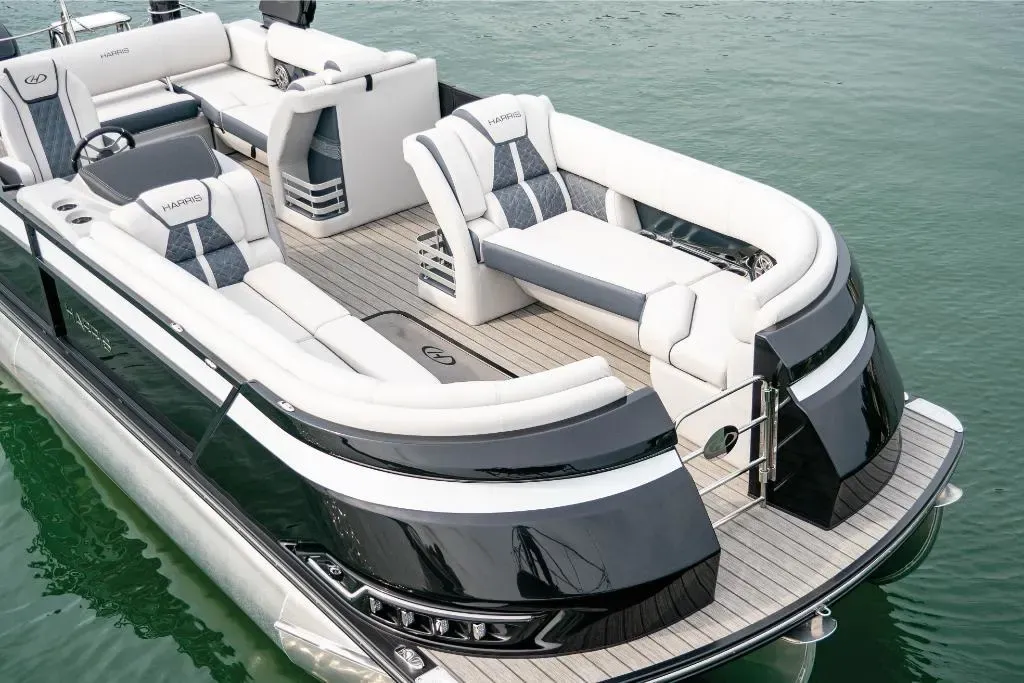 2025 Harris Grand Mariner 250 Image Thumbnail #7