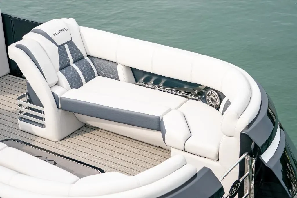 2025 Harris Grand Mariner 250 Image Thumbnail #15