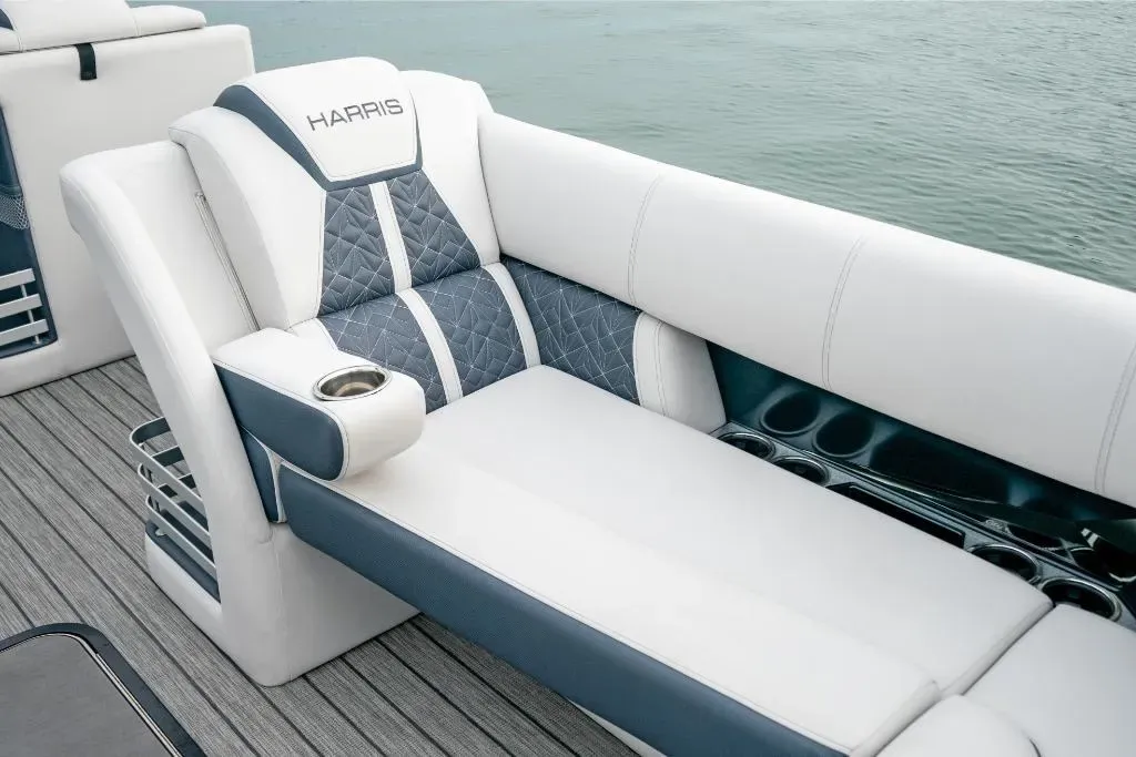 2025 Harris Grand Mariner 250 Image Thumbnail #23