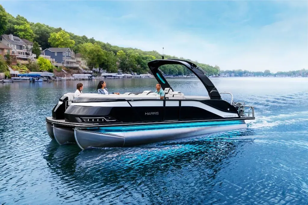 2025 Harris Grand Mariner 250 Image Thumbnail #0