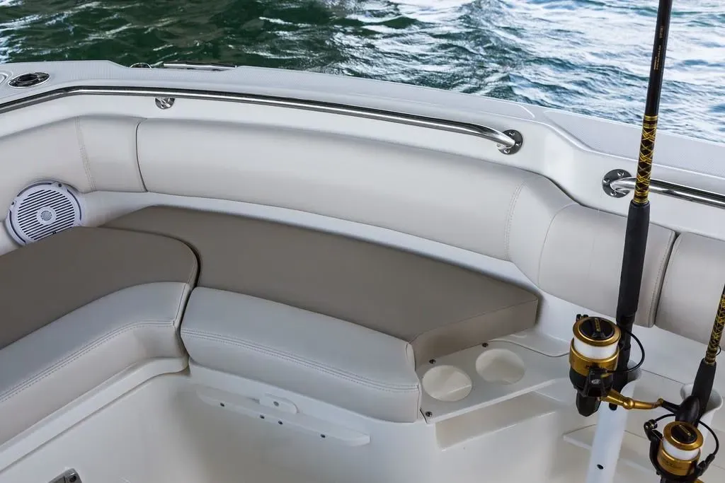 2026 Boston Whaler 230 Outrage Image Thumbnail #18