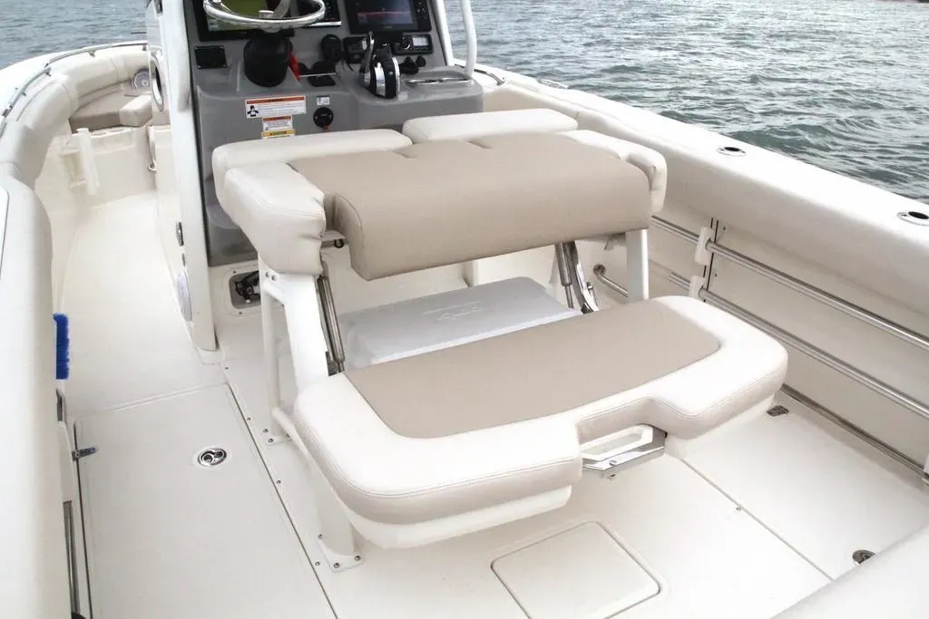 2026 Boston Whaler 230 Outrage Image Thumbnail #33