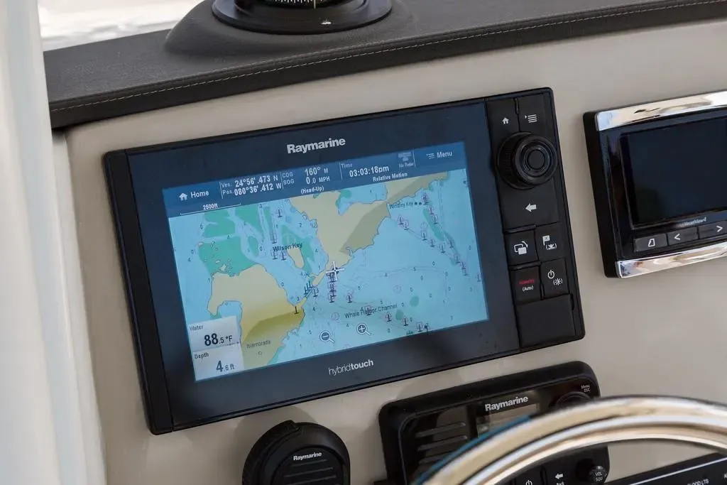 2026 Boston Whaler 230 Outrage Image Thumbnail #38