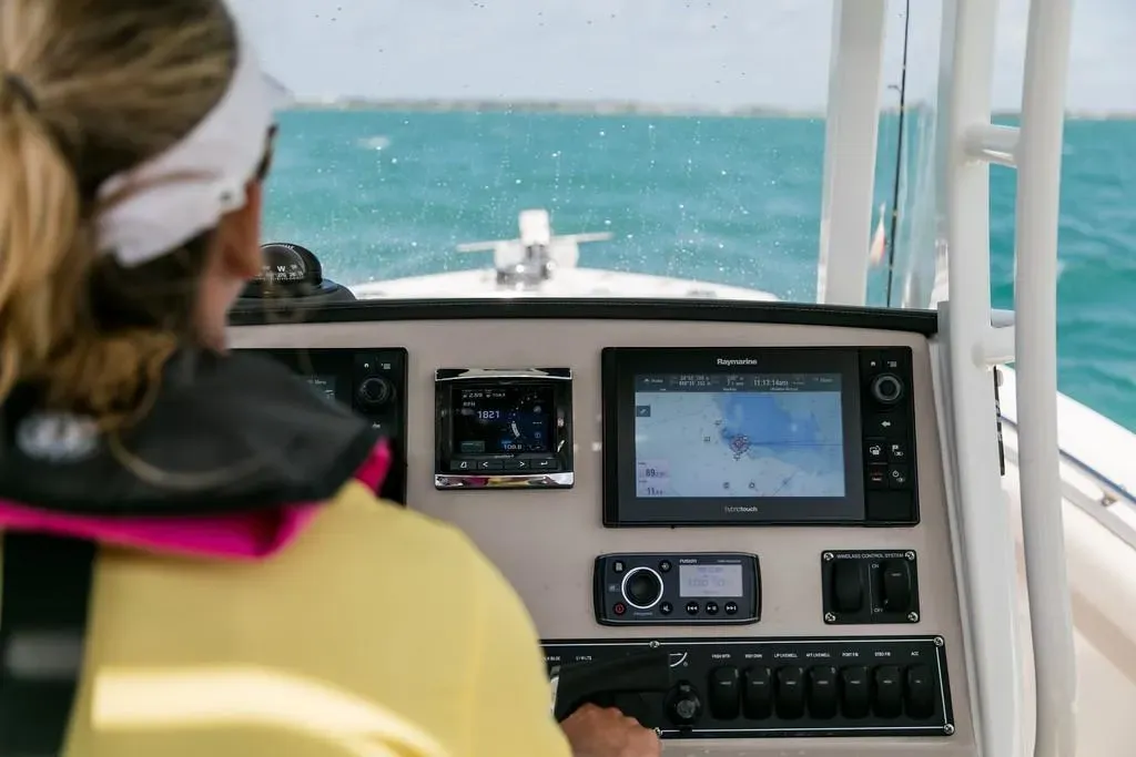 2026 Boston Whaler 230 Outrage Image Thumbnail #39