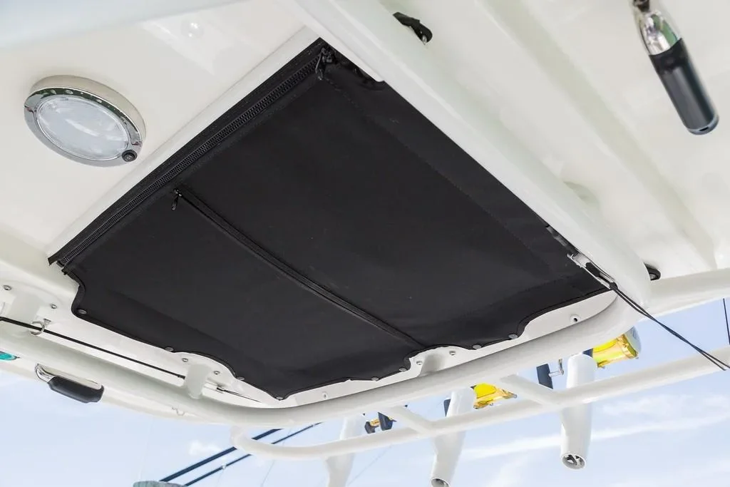 2026 Boston Whaler 230 Outrage Image Thumbnail #14