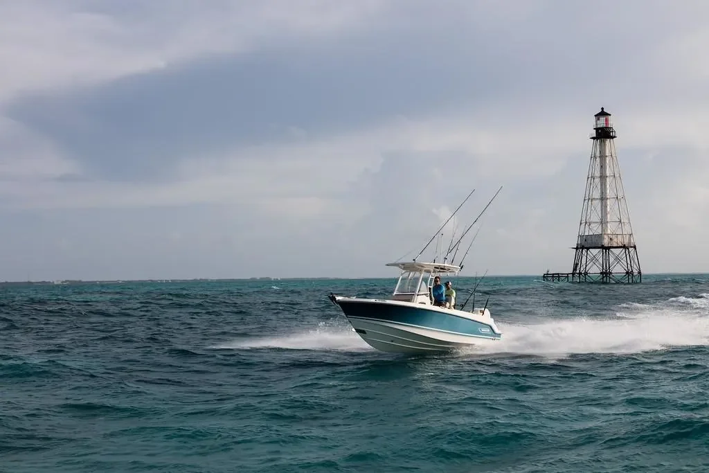 2026 Boston Whaler 230 Outrage Image Thumbnail #2