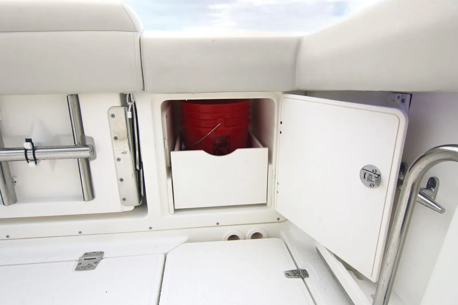 2026 Boston Whaler 380 Outrage Image Thumbnail #7