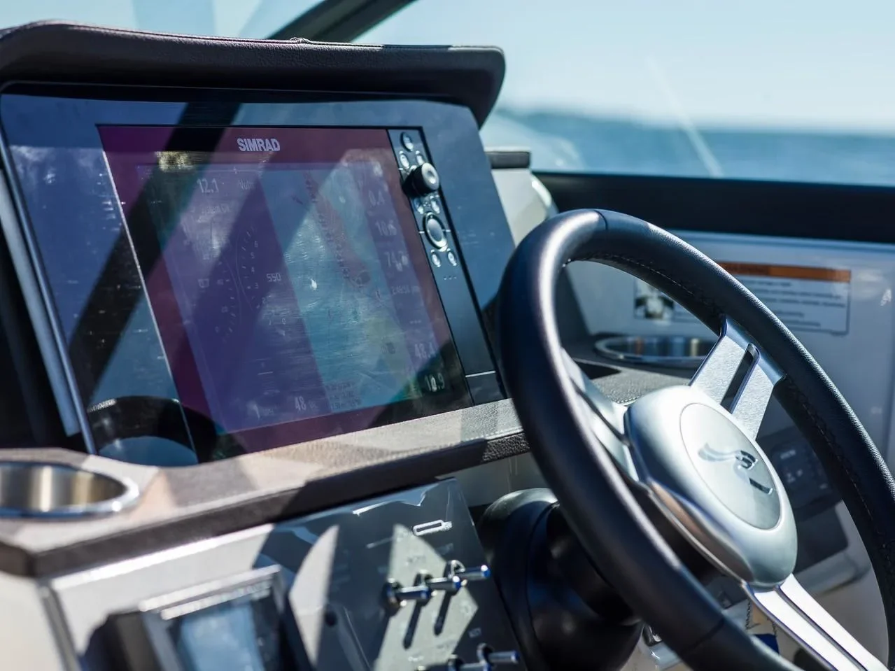 2024 Sea Ray SDX 250 Outboard Image Thumbnail #19