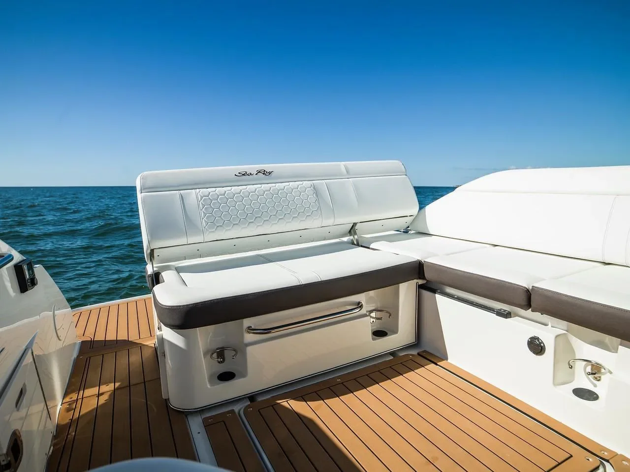 2024 Sea Ray SDX 250 Outboard Image Thumbnail #24