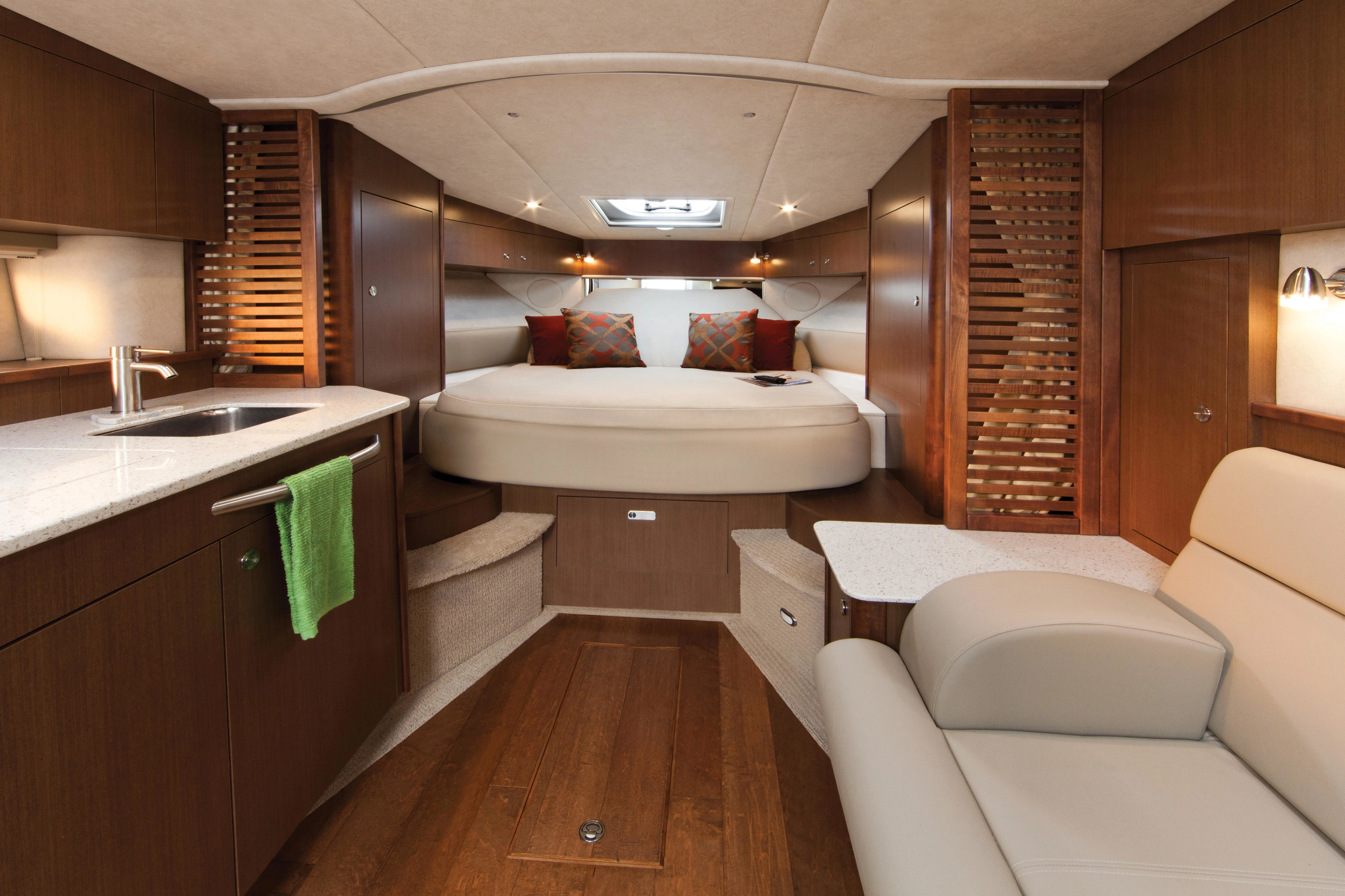 2026 Sea Ray Sundancer 370 Outboard Image Thumbnail #41