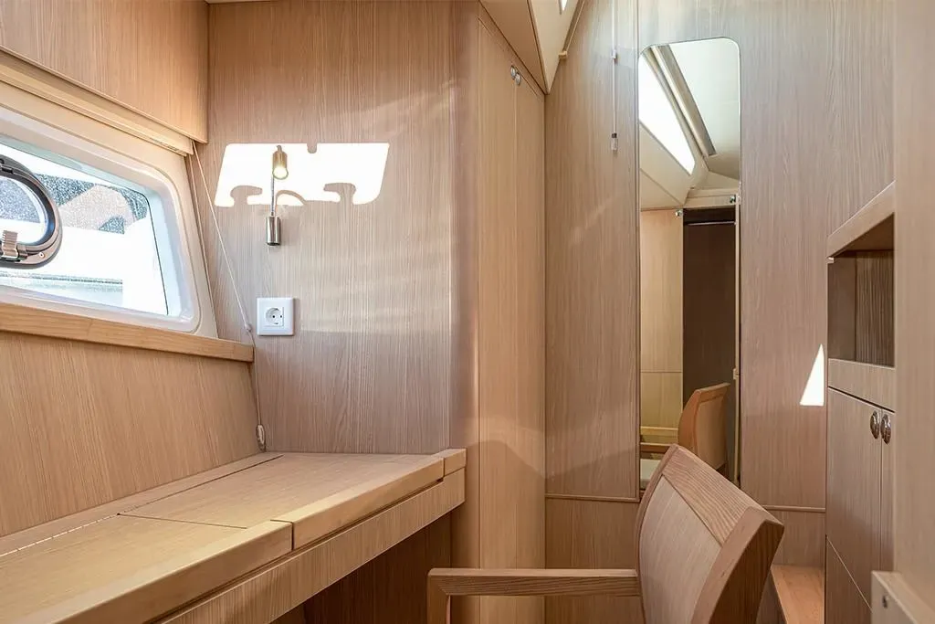 2025 Aquila
                                                             44 Yacht Image Thumbnail #15
