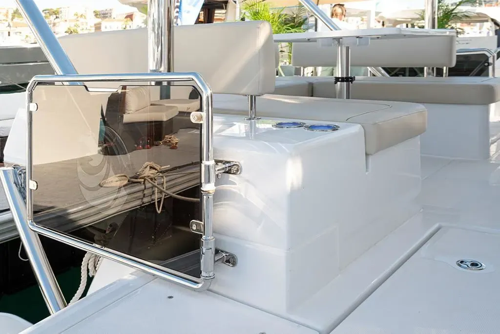 2025 Aquila
                                                             44 Yacht Image Thumbnail #19