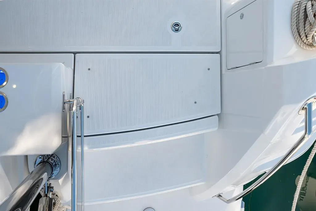 2026 Aquila 44 Yacht Image Thumbnail #18