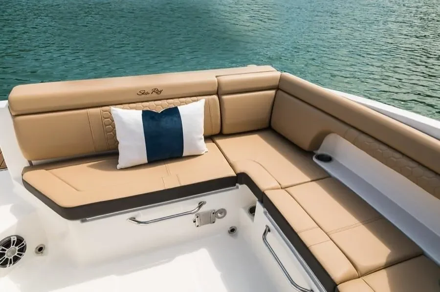 2024 Sea Ray SDX 290 Image Thumbnail #5