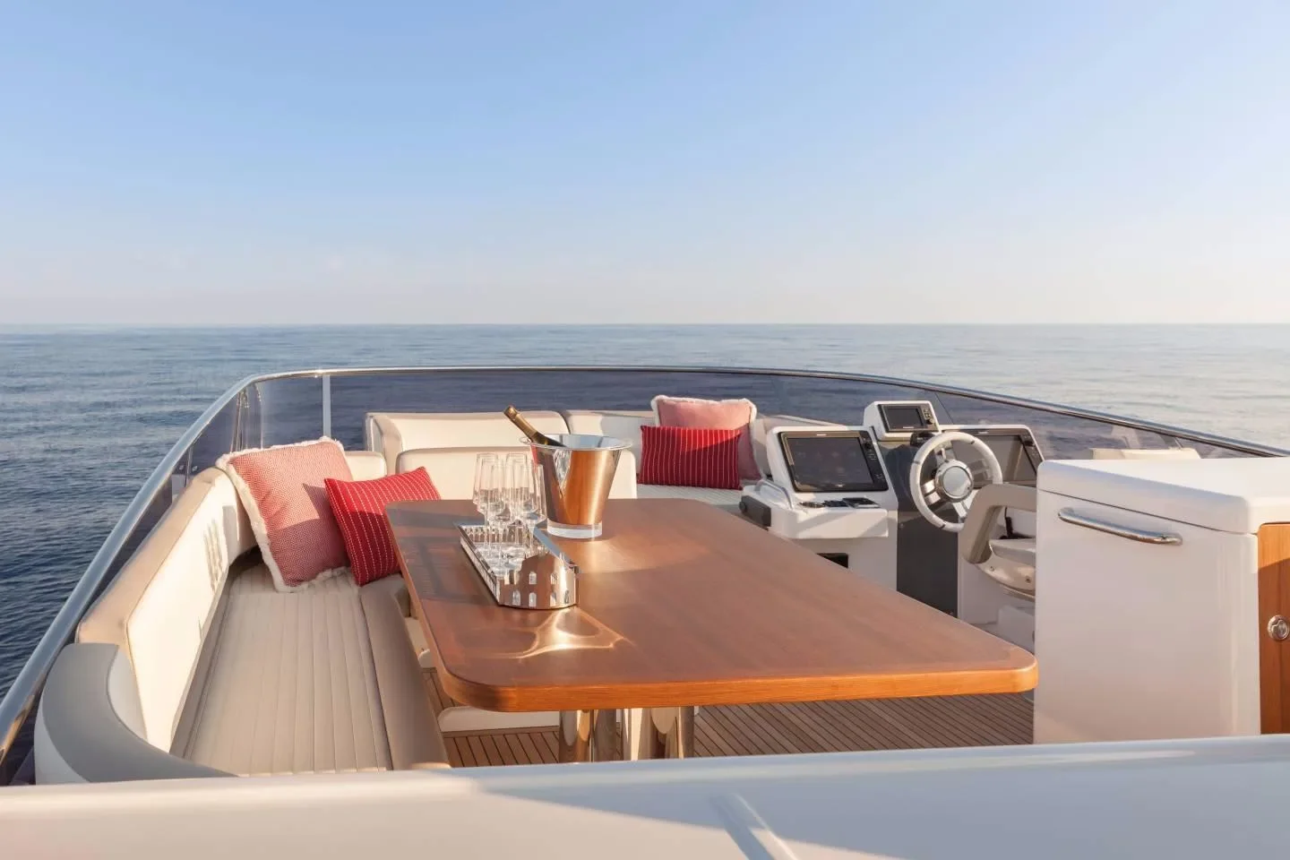 2026 Azimut Magellano 66 Image Thumbnail #20