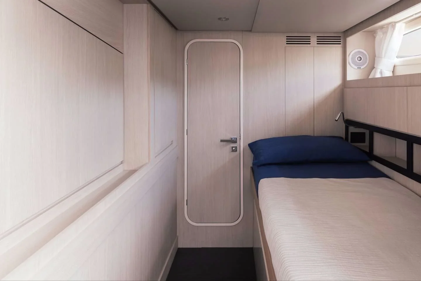 2026 Azimut Magellano 66 Image Thumbnail #21