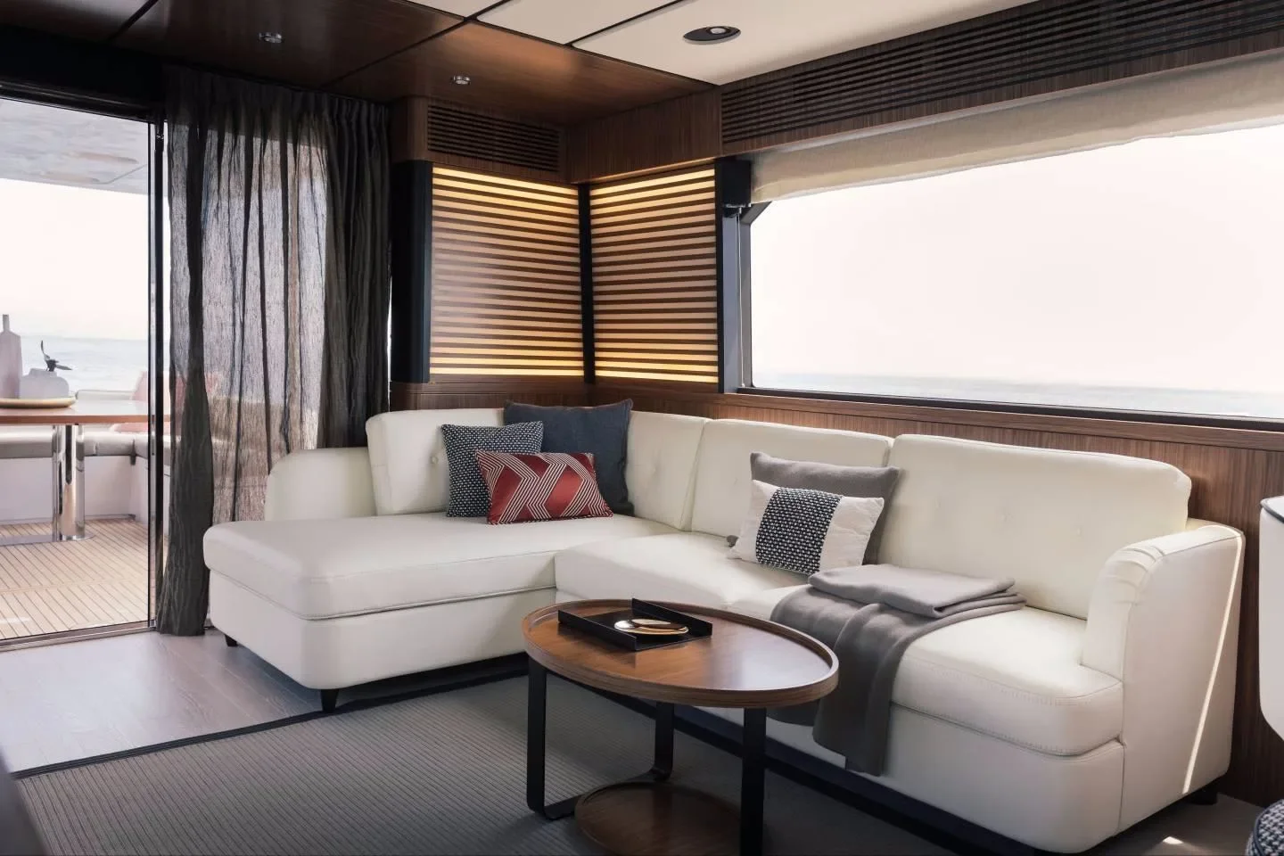 2026 Azimut Magellano 66 Image Thumbnail #27