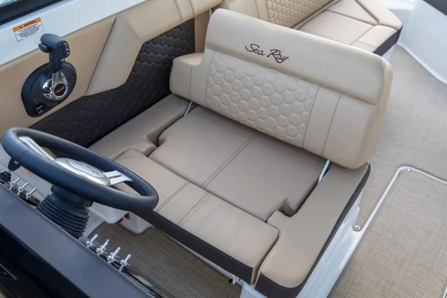 2023 Sea Ray
                                                             SDX 270 Image Thumbnail #7