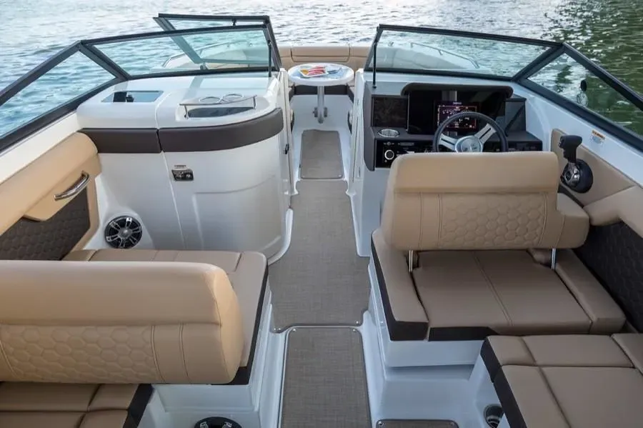 2023 Sea Ray SDX 270 Image Thumbnail #9