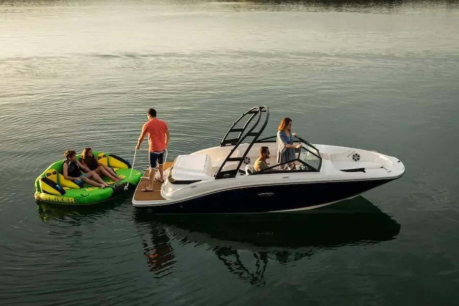 2023 Sea Ray SPX 190 Image Thumbnail #5