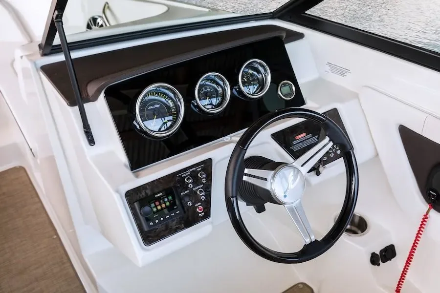 2023 Sea Ray SPX 190 Image Thumbnail #7