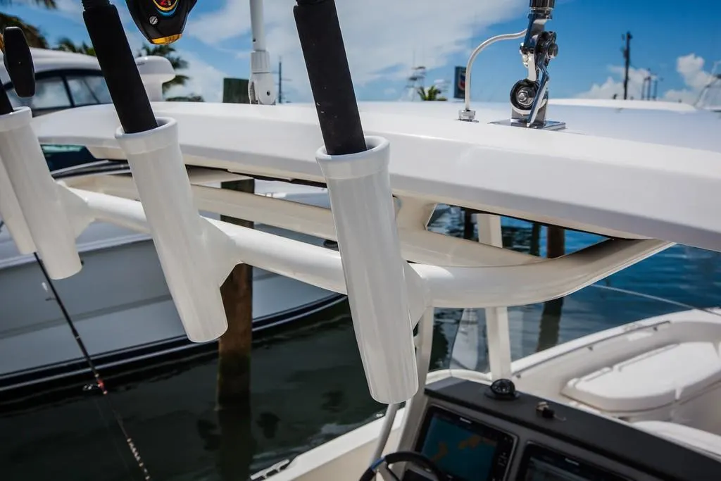 2023 Boston Whaler 270 Dauntless Image Thumbnail #23