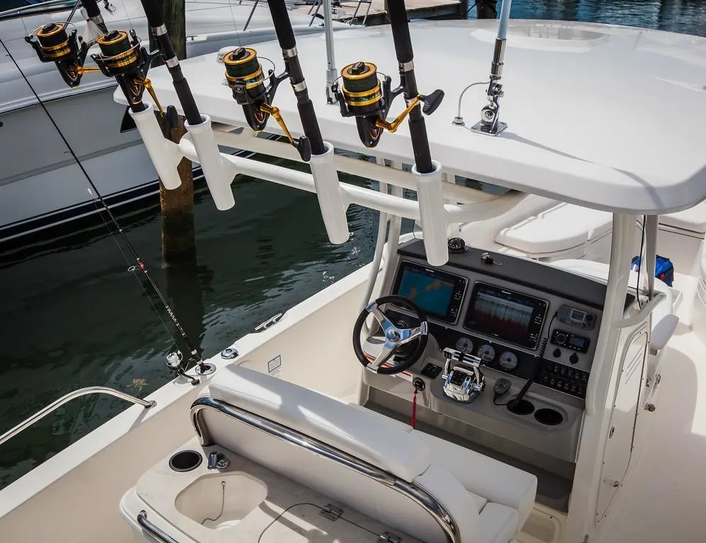 2023 Boston Whaler 270 Dauntless Image Thumbnail #24