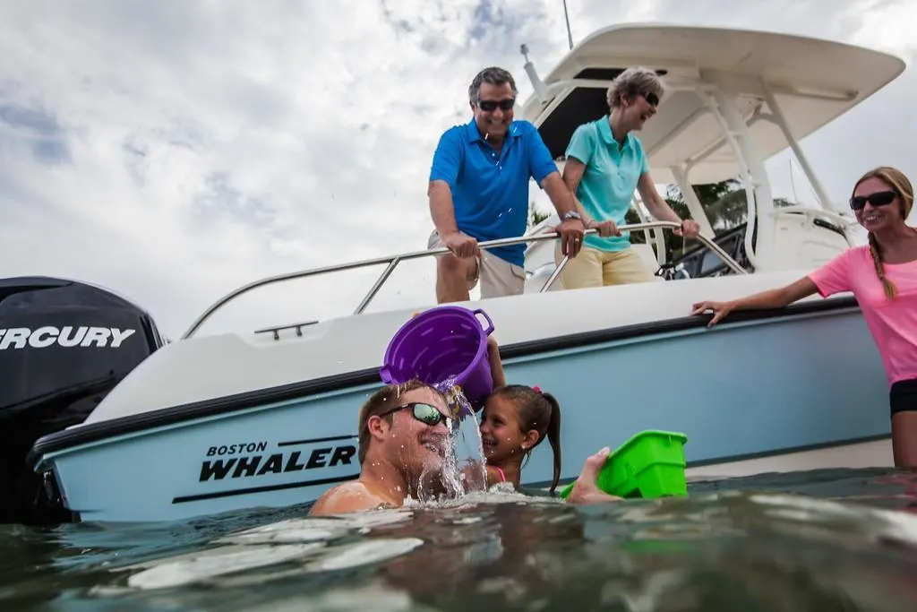 2023 Boston Whaler 270 Dauntless Image Thumbnail #36