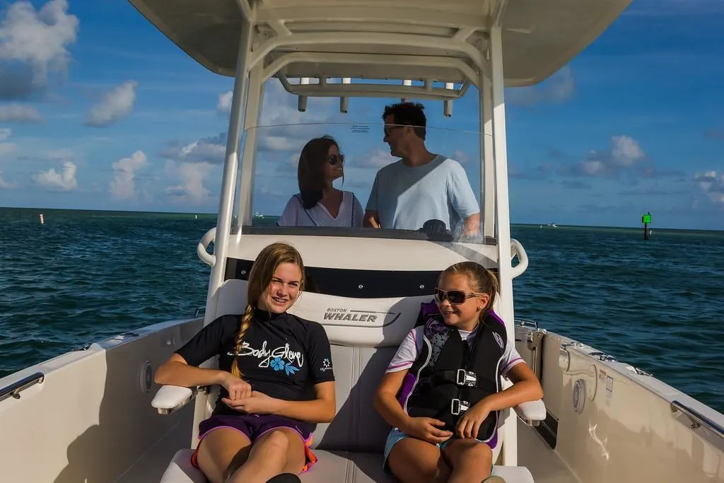 2023 Boston Whaler 270 Dauntless Image Thumbnail #38