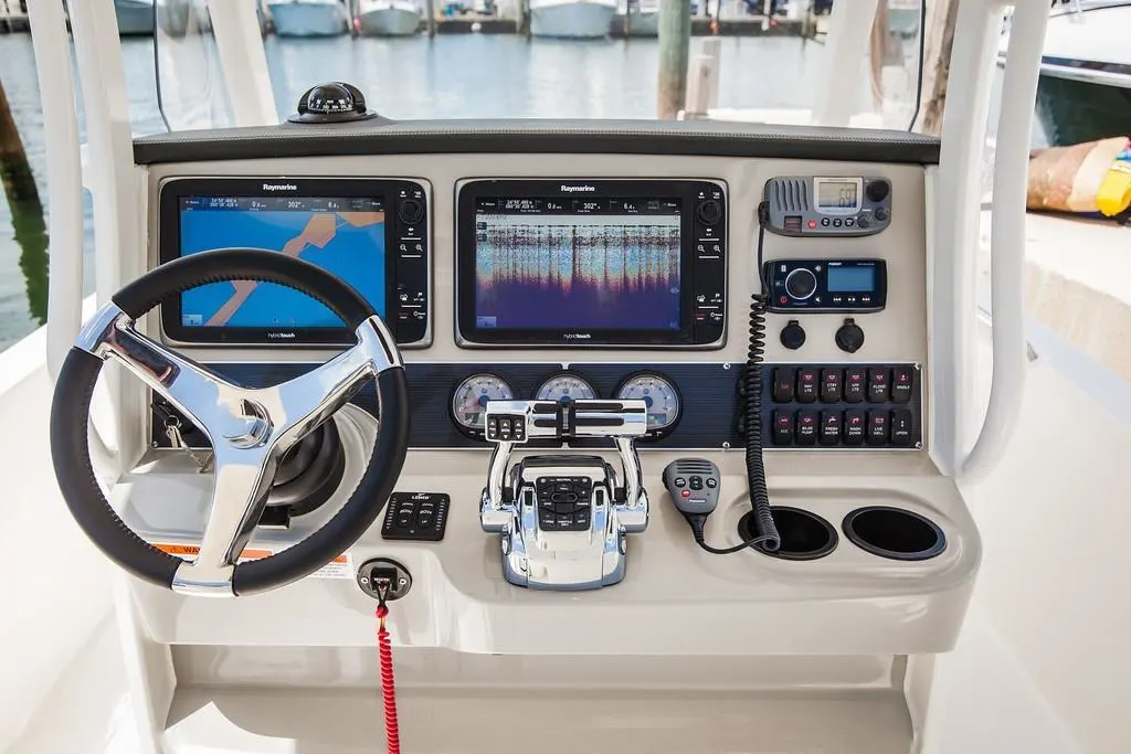 2023 Boston Whaler 270 Dauntless Image Thumbnail #47
