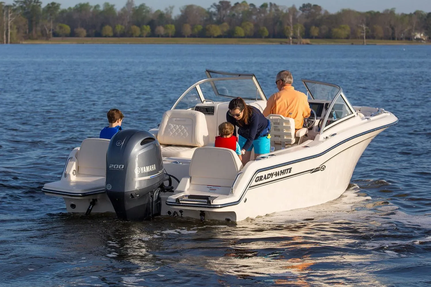 2026 Grady-White Freedom 215 Image Thumbnail #4