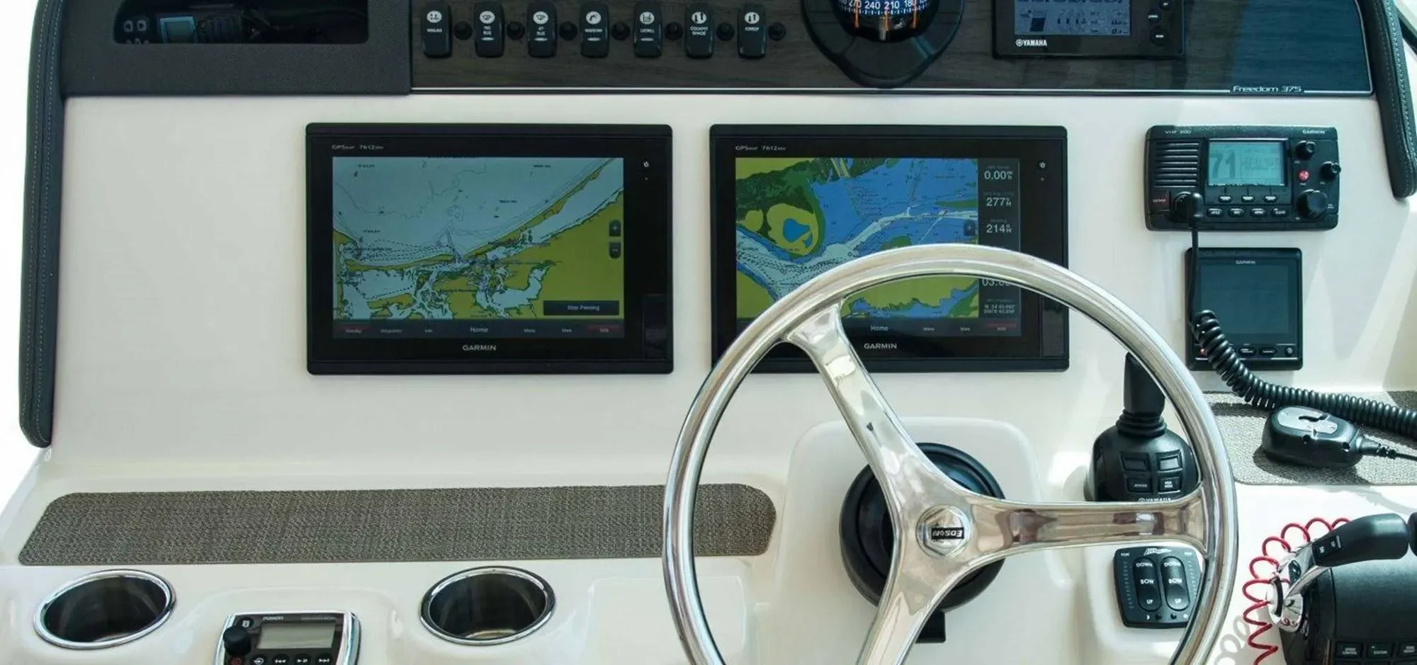 2026 Grady-White Freedom 375 Image Thumbnail #10