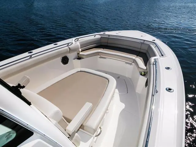 2017 Boston Whaler 330 Outrage Image Thumbnail #16
