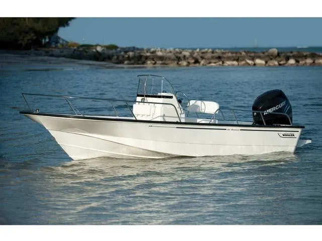 2017 Boston Whaler 190 Montauk Image Thumbnail #10