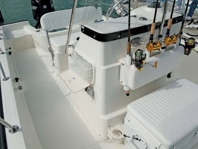 2017 Boston Whaler 190 Montauk Image Thumbnail #20