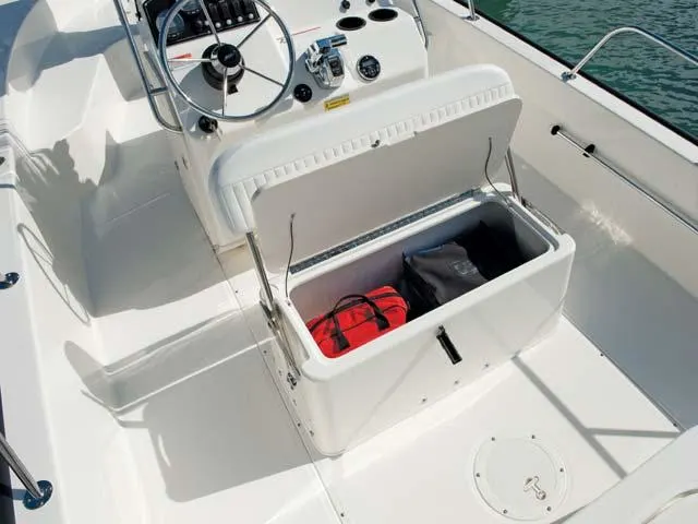 2017 Boston Whaler 190 Montauk Image Thumbnail #25