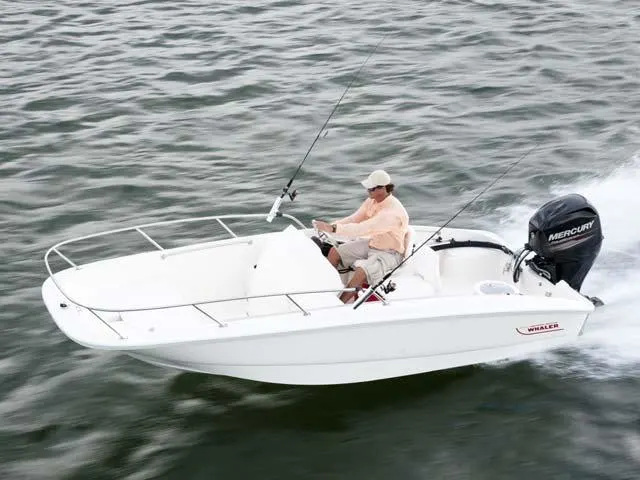 2017 Boston Whaler 150 Super Sport Image Thumbnail #4