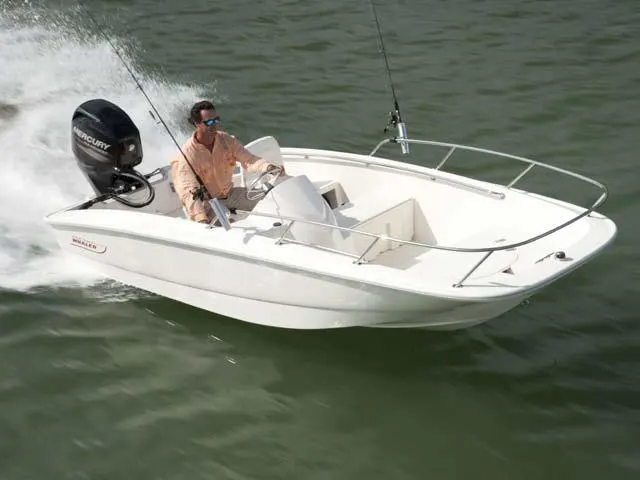 2017 Boston Whaler 150 Super Sport Image Thumbnail #5