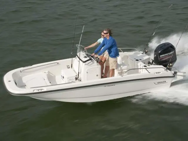 2017 Boston Whaler 170 Dauntless Image Thumbnail #6