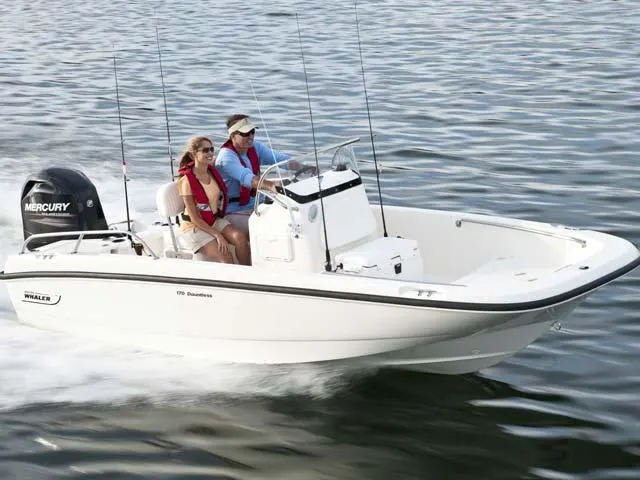 2017 Boston Whaler 170 Dauntless Image Thumbnail #9
