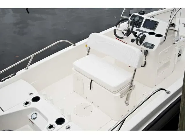 2017 Boston Whaler 170 Dauntless Image Thumbnail #38