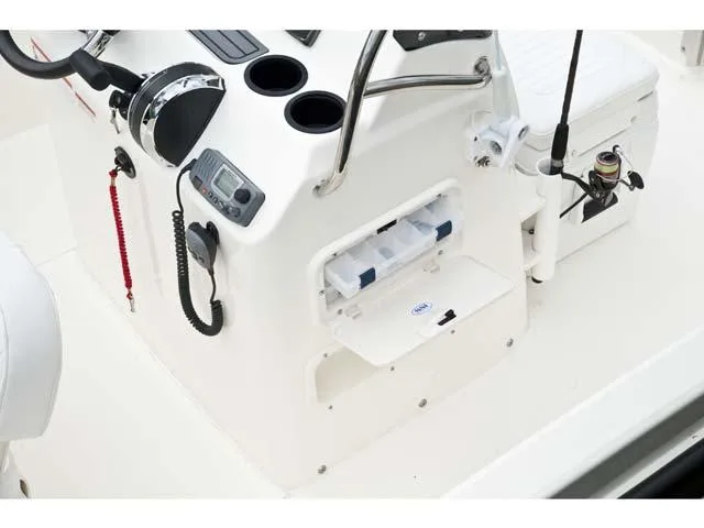 2017 Boston Whaler 170 Dauntless Image Thumbnail #44