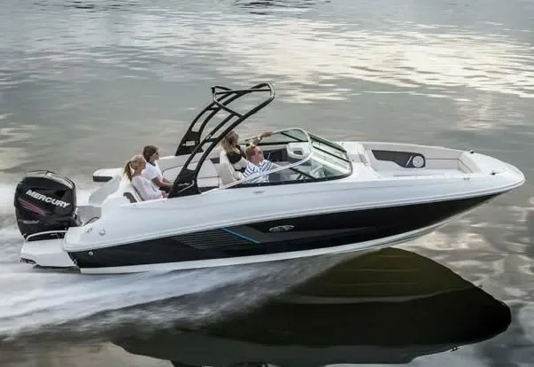 2016 Sea Ray 240 Sundeck Outboard Image Thumbnail #0